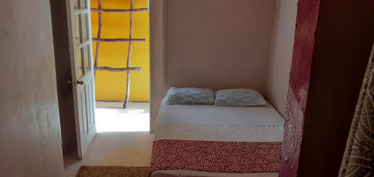Lola Atlachinolli Sayulita Buitenkant foto